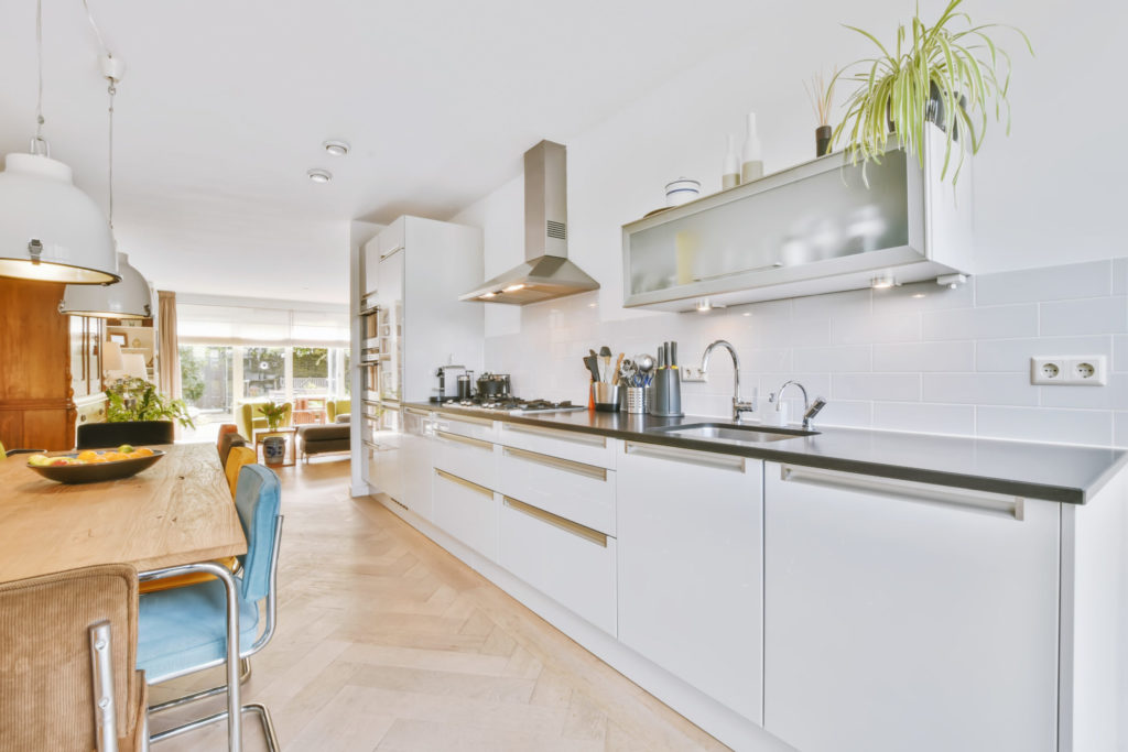 A magnificent large kitchen combined with a dining room